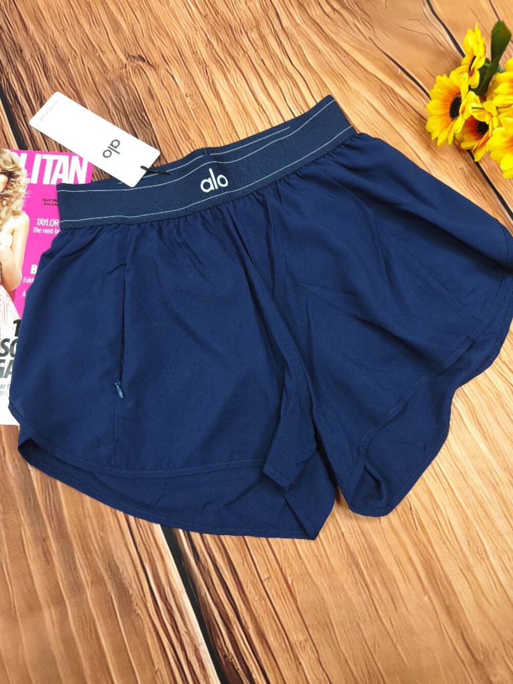 Alo Yoga M Match Point Navy Blue Shorts - Elevated Athleisure Look🤸🏻‍♀️🥎 - Picture 2 of 8